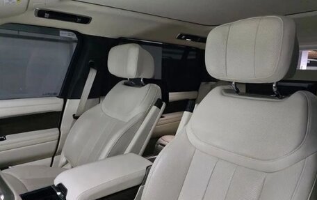 Land Rover Range Rover IV рестайлинг, 2022 год, 17 500 000 рублей, 3 фотография