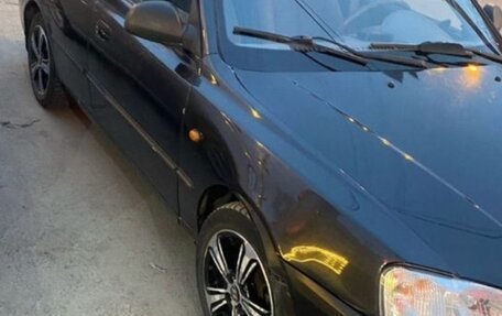 Hyundai Accent II, 2008 год, 310 000 рублей, 2 фотография