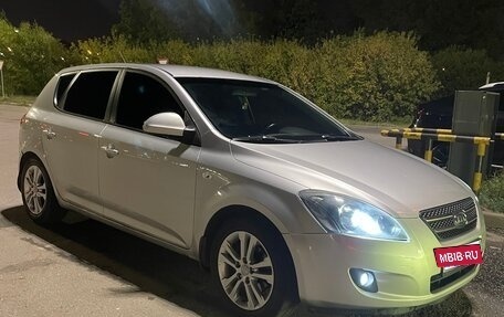 KIA cee'd I рестайлинг, 2008 год, 700 000 рублей, 3 фотография