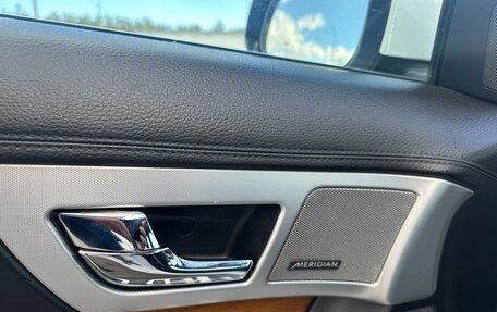 Jaguar XF I рестайлинг, 2014 год, 1 999 000 рублей, 13 фотография