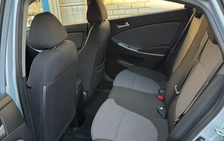 Hyundai Solaris II рестайлинг, 2011 год, 975 000 рублей, 15 фотография