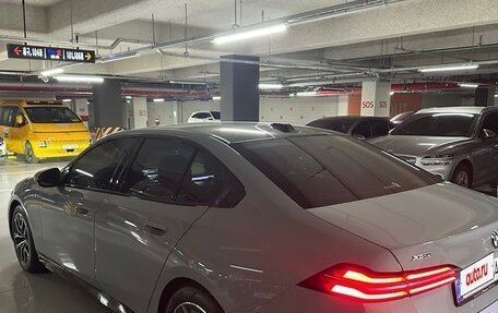 BMW 5 серия, 2025 год, 7 220 000 рублей, 6 фотография