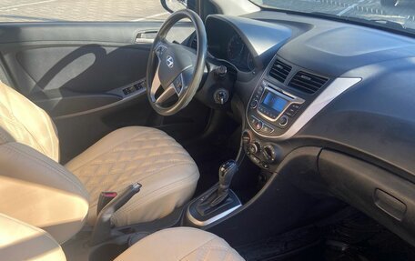 Hyundai Solaris II рестайлинг, 2014 год, 990 000 рублей, 9 фотография