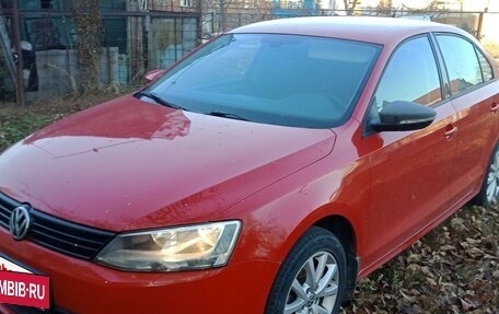 Volkswagen Jetta VI, 2013 год, 1 000 000 рублей, 15 фотография
