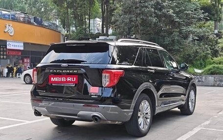 Ford Explorer VI, 2022 год, 3 000 000 рублей, 5 фотография