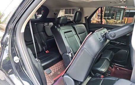 Ford Explorer VI, 2022 год, 3 000 000 рублей, 27 фотография