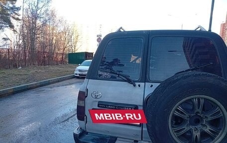 Toyota Land Cruiser 80 рестайлинг, 1992 год, 790 000 рублей, 3 фотография