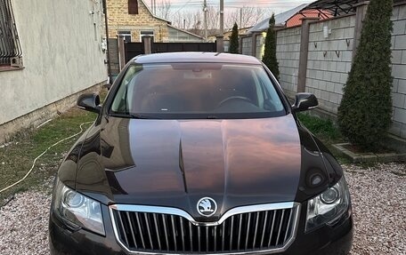 Skoda Superb III рестайлинг, 2014 год, 1 690 000 рублей, 1 фотография