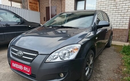 KIA cee'd I рестайлинг, 2009 год, 620 000 рублей, 1 фотография