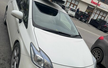 Toyota Prius, 2012 год, 1 150 000 рублей, 1 фотография