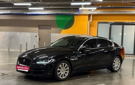 Jaguar XE I рестайлинг, 2017 год, 2 299 000 рублей, 3 фотография