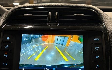 Jaguar XE I рестайлинг, 2017 год, 2 299 000 рублей, 18 фотография