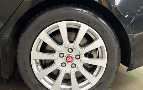 Jaguar XE I рестайлинг, 2017 год, 2 299 000 рублей, 22 фотография