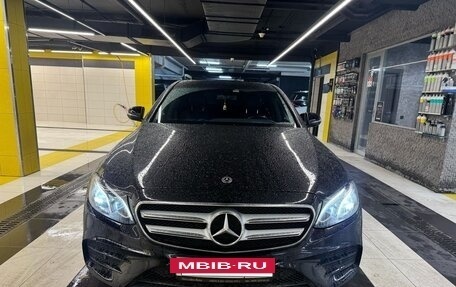 Mercedes-Benz E-Класс, 2019 год, 2 850 000 рублей, 3 фотография