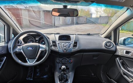 Ford Fiesta, 2015 год, 479 000 рублей, 10 фотография