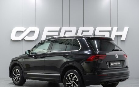 Volkswagen Tiguan II, 2018 год, 2 599 000 рублей, 2 фотография