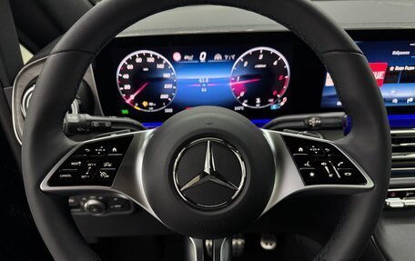Mercedes-Benz V-Класс, 2024 год, 14 350 000 рублей, 10 фотография