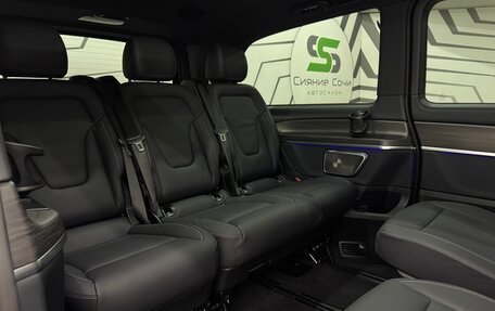 Mercedes-Benz V-Класс, 2024 год, 14 350 000 рублей, 22 фотография