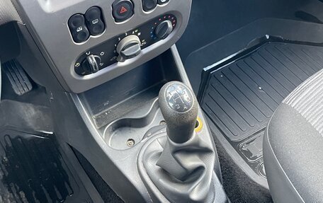 Renault Logan I, 2010 год, 360 000 рублей, 12 фотография