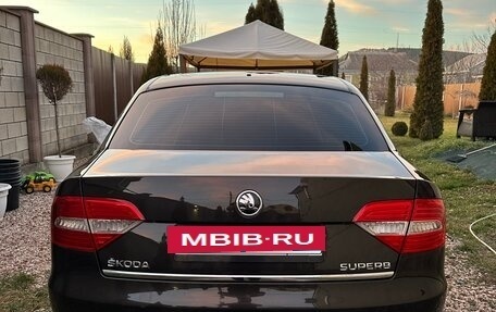 Skoda Superb III рестайлинг, 2014 год, 1 690 000 рублей, 2 фотография