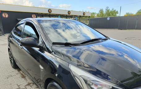 Hyundai Solaris II рестайлинг, 2015 год, 890 000 рублей, 6 фотография