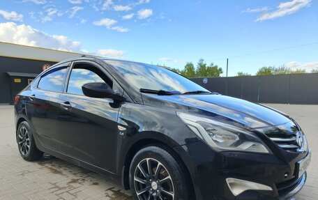 Hyundai Solaris II рестайлинг, 2015 год, 890 000 рублей, 7 фотография