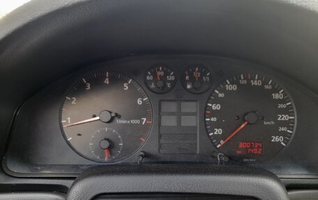 Audi A4, 1996 год, 370 000 рублей, 9 фотография