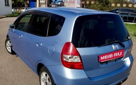 Honda Fit III, 2001 год, 415 000 рублей, 3 фотография