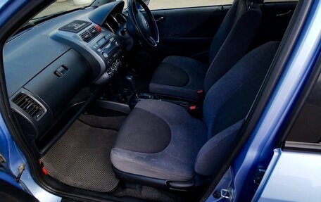 Honda Fit III, 2001 год, 415 000 рублей, 18 фотография