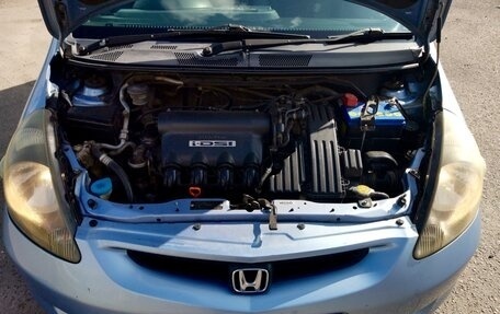Honda Fit III, 2001 год, 415 000 рублей, 16 фотография