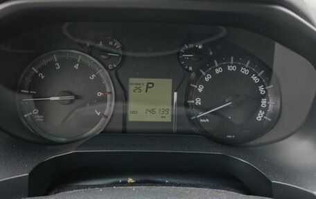 Toyota Land Cruiser Prado 150 рестайлинг 2, 2019 год, 5 150 000 рублей, 8 фотография