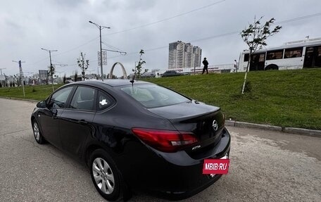 Opel Astra J, 2013 год, 920 000 рублей, 5 фотография