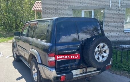 Nissan Patrol, 1998 год, 390 000 рублей, 2 фотография