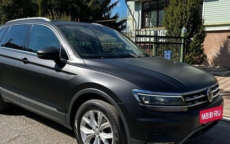 Volkswagen Tiguan II, 2018 год, 3 300 000 рублей, 11 фотография