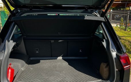 Volkswagen Tiguan II, 2018 год, 3 300 000 рублей, 29 фотография