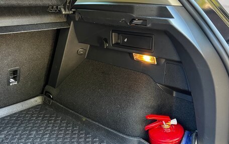 Volkswagen Tiguan II, 2018 год, 3 300 000 рублей, 30 фотография