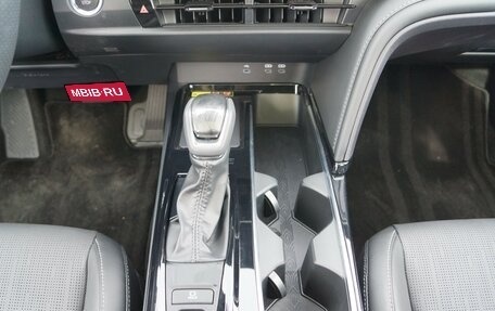 Toyota Camry, 2024 год, 4 085 000 рублей, 13 фотография
