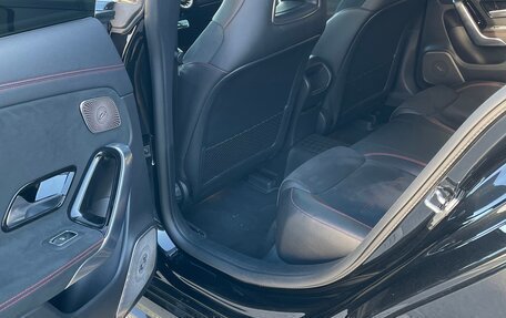 Mercedes-Benz CLA, 2019 год, 3 800 000 рублей, 15 фотография