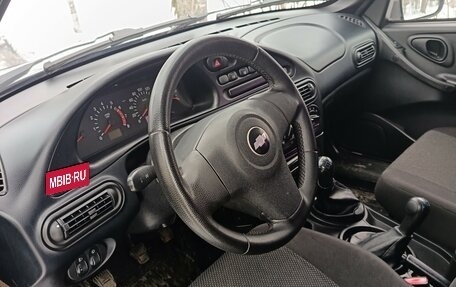 Chevrolet Niva I рестайлинг, 2010 год, 350 000 рублей, 7 фотография