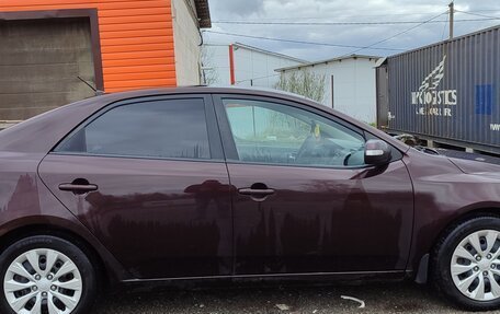 KIA Cerato III, 2010 год, 650 000 рублей, 2 фотография