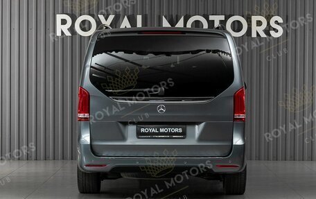 Mercedes-Benz V-Класс, 2019 год, 5 150 000 рублей, 4 фотография