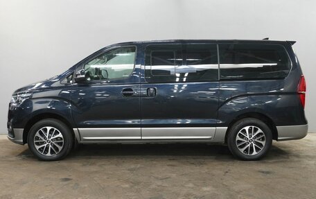 Hyundai Grand Starex Grand Starex I рестайлинг 2, 2021 год, 3 956 000 рублей, 4 фотография