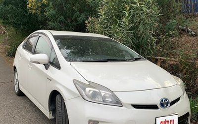 Toyota Prius, 2013 год, 1 500 000 рублей, 1 фотография