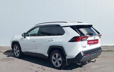 Toyota RAV4, 2021 год, 3 490 000 рублей, 7 фотография