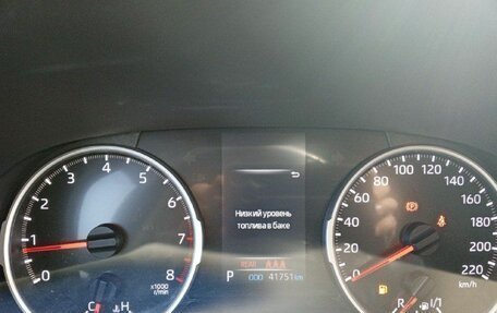 Toyota RAV4, 2021 год, 3 490 000 рублей, 11 фотография