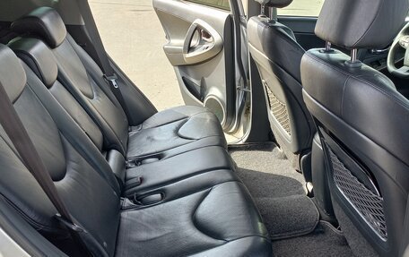 Toyota RAV4, 2010 год, 1 650 000 рублей, 12 фотография