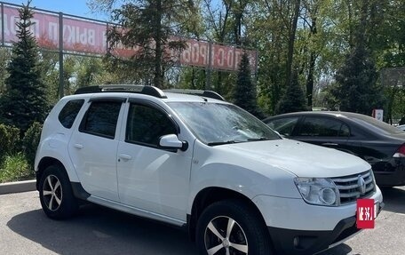 Renault Duster I рестайлинг, 2014 год, 900 000 рублей, 2 фотография