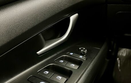 Hyundai Elantra, 2021 год, 2 120 000 рублей, 17 фотография