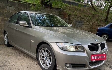 BMW 3 серия, 2010 год, 1 100 000 рублей, 3 фотография