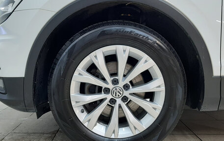 Volkswagen Tiguan II, 2018 год, 2 380 000 рублей, 13 фотография